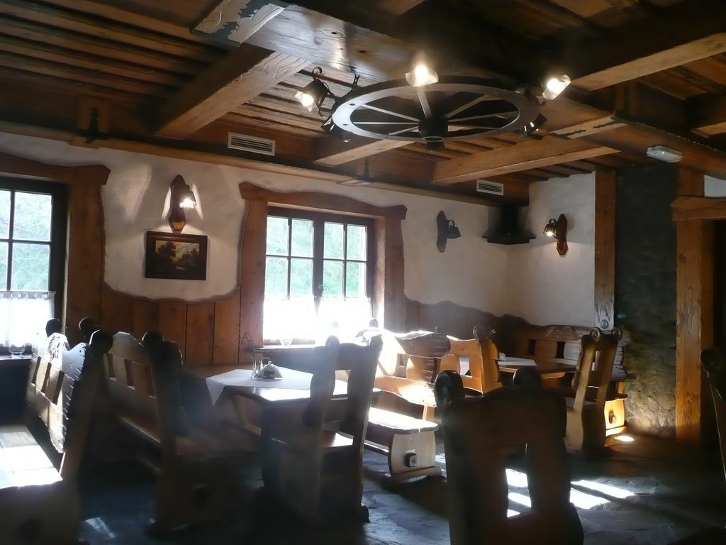 Karczma Parchatka 外观 照片